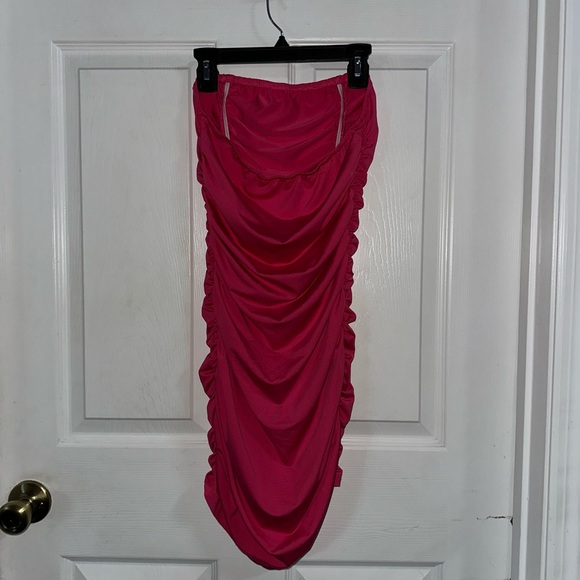 Pink Ruched Form Fitting Dress - Picture 2 of 2